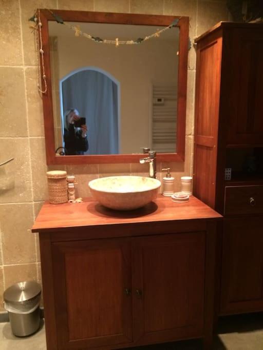 Appartement Sur La Colline Avec Acces Piscine Volx Bagian luar foto