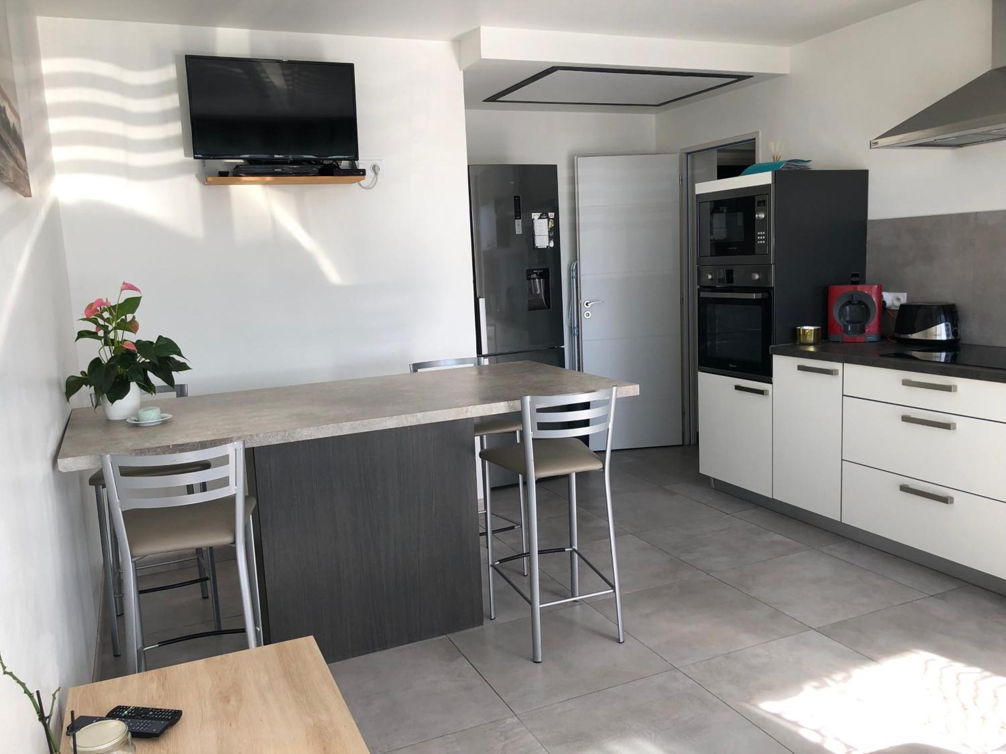 Appartement Sur La Colline Avec Acces Piscine Volx Bagian luar foto